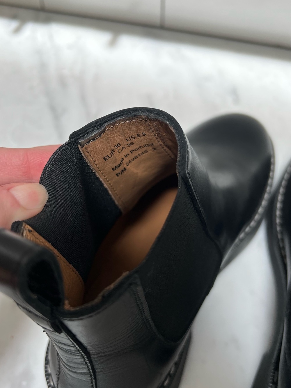 NEW & Other Stories Black Leather Chelsea Boots - Woman’s 6.5 - Picture 4 of 10